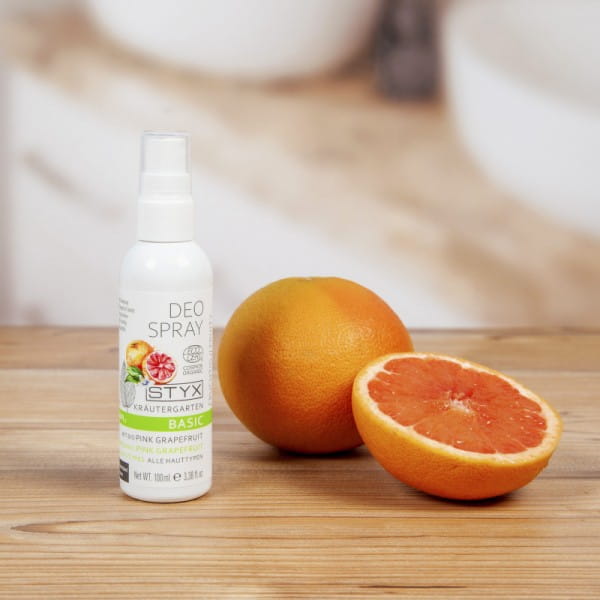 Kräutergarten Basic Deo Spray mit Bio Pink Grapefruit von styx