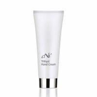 aesthetic world TriHyal Age Resist Hand Cream von CNC Cosmetic